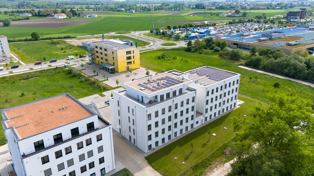 Gewerbekomplex I und II aus der Luft